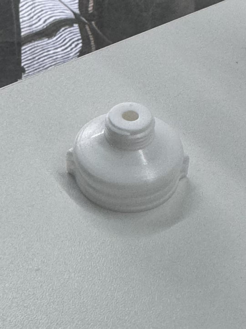 白色注头