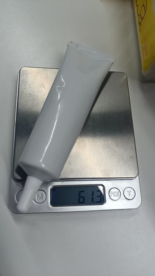 空白管缝补胶/布料胶（软管含料）