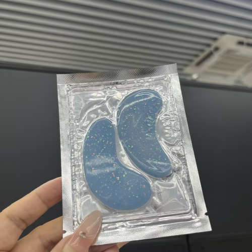 天蓝色闪粉眼膜