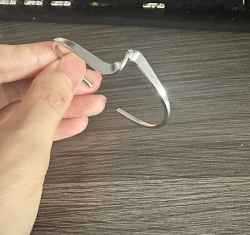 不规则手镯
