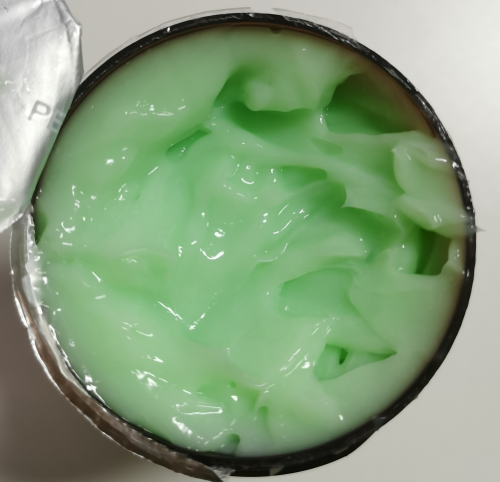 化妆品-绿色清香味护发素