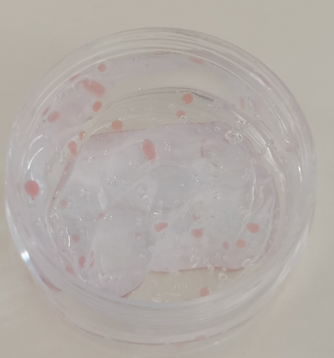 化妆品-透明保湿凝胶/啫喱+粉色油珠
