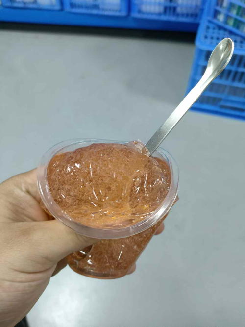 化妆品-棕色椰子味保湿凝胶/啫喱