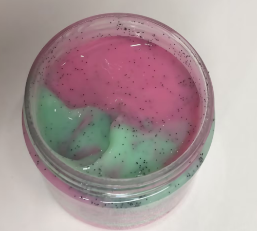 化妆品-粉绿双色沐浴磨砂膏+黑色粒子