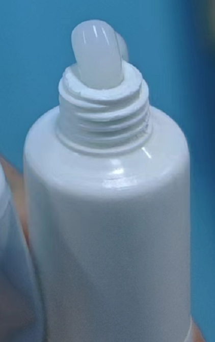 化妆品-白色脚部抑菌膏工程师定制调样