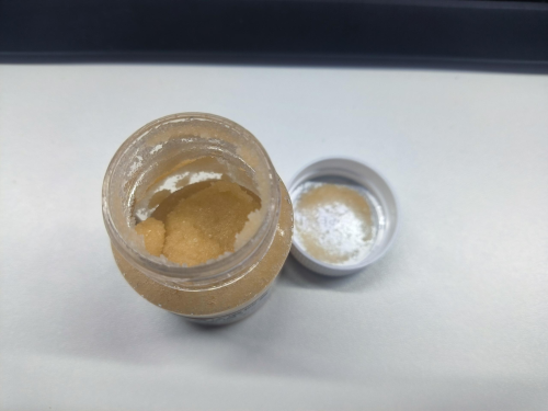 化妆品-浅棕色咖啡味身体磨砂膏