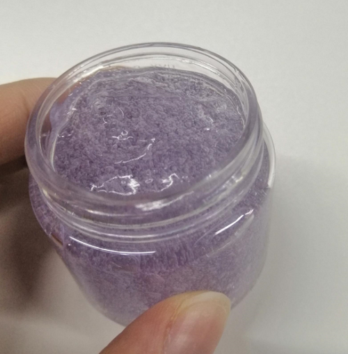 化妆品-浅粉紫色薄荷味清凉凝胶