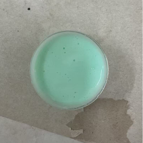 化妆品-薄荷绿牙膏