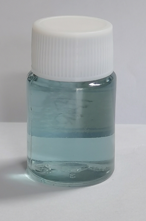 化妆品-雾蓝色古龙味香水