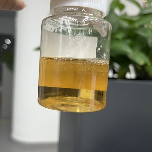 化妆品-浅棕色生姜精油发热