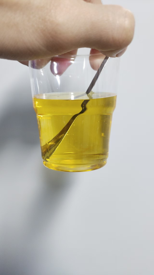 化妆品-金黄色迷迭香味生发精油