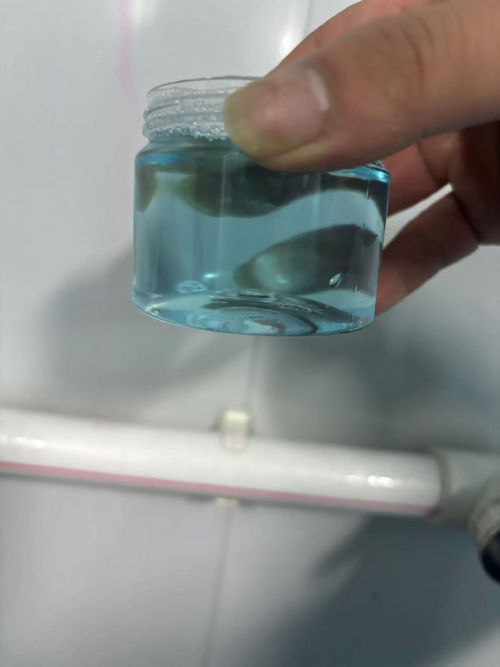 小白鞋清洁剂