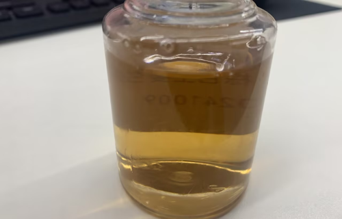 化妆品-浅棕色生姜味生发液