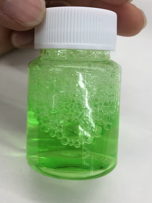 化妆品-绿色青苹果味卸妆液