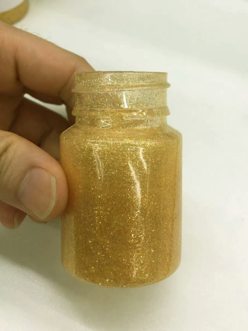 化妆品-金黄色清香味洗发露+金箔