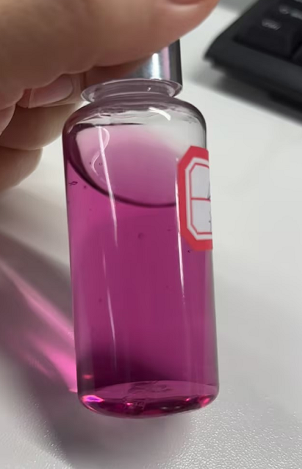 化妆品-粉紫色生姜精油发热