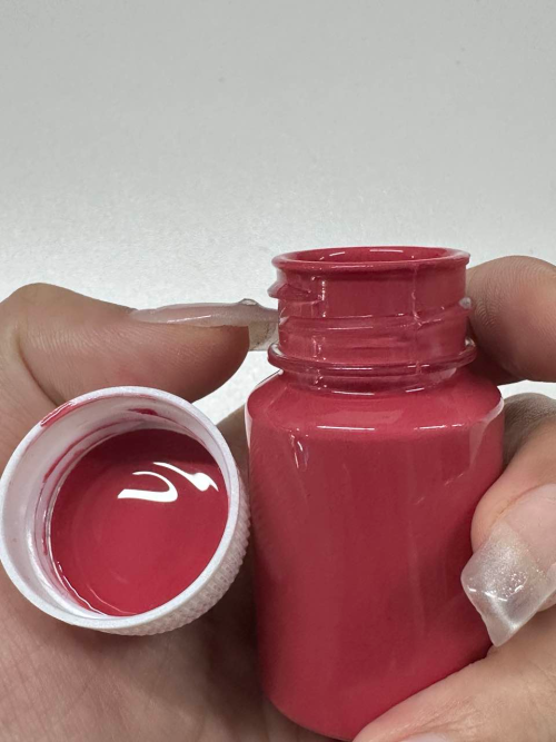 化妆品-深粉色液体唇釉