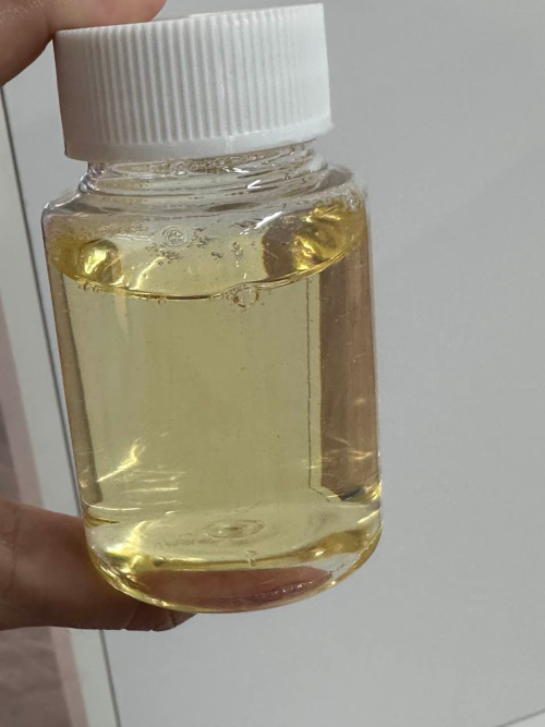 化妆品-浅茶色生姜味生发精油