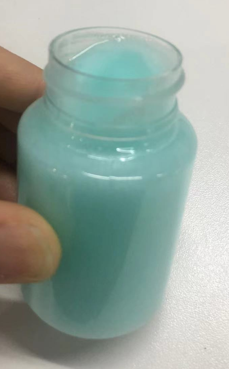 化妆品-天蓝色清香味洗发水