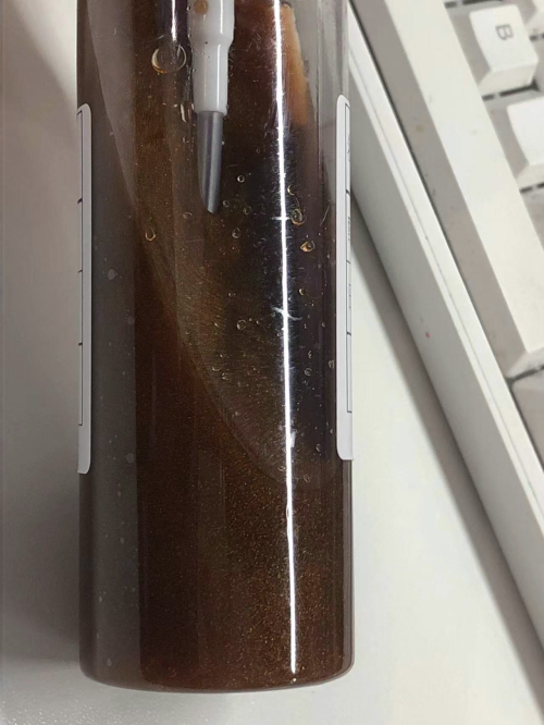 化妆品-古铜色美黑精华液+金粉
