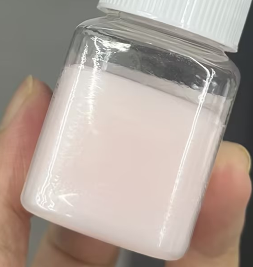化妆品-淡粉色固体香膏