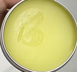 化妆品-淡黄色雪茄味手足蜡