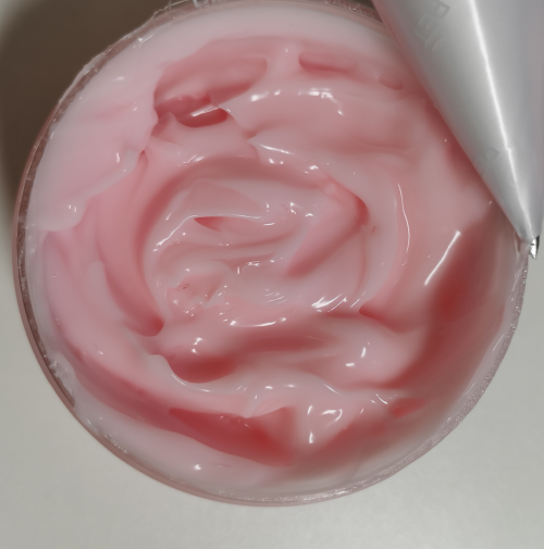 化妆品-粉色清香味面霜