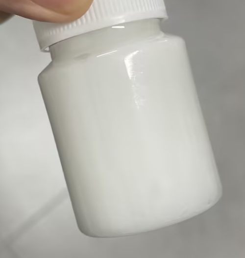 化妆品-白色清香味护发素