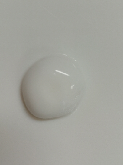 化妆品-白色生姜味护发素