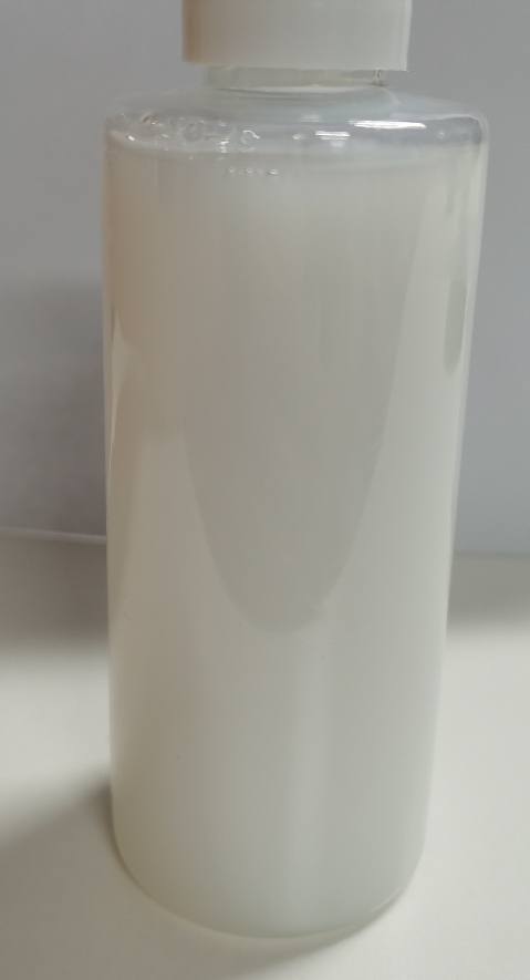 化妆品-乳白色大米味爽肤水