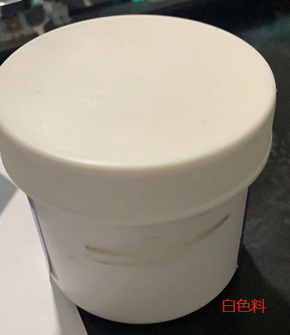 白色木制家具水性漆（瓶含料）
