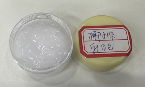 化妆品-白色椰子味润唇膏（膏体）