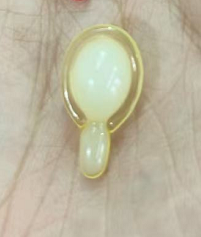 半透黄色精华胶囊