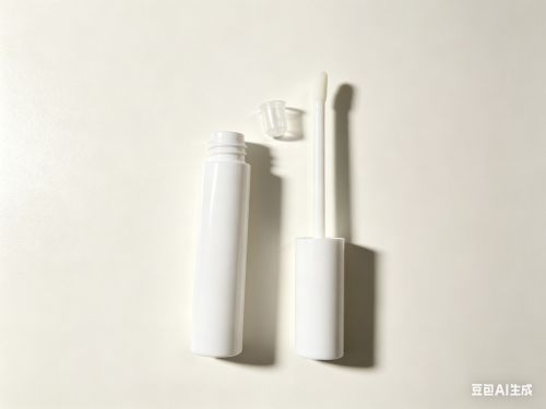 10ml白色唇釉管