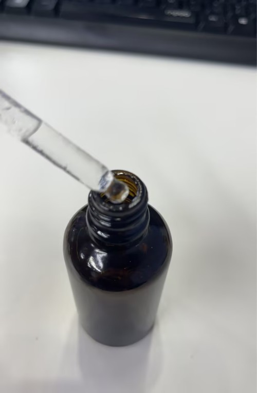 食品-透明桉树味薄荷精华水