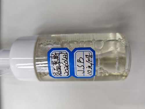 化妆品-透明山茶洁面慕斯精品