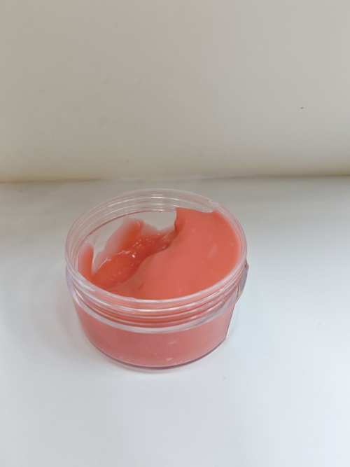 化妆品-豆沙红清香味润唇膏（膏体）