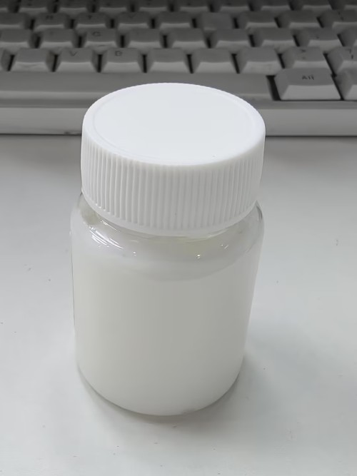 化妆品-白色浅香味积雪草面霜（JSJL25120501A）