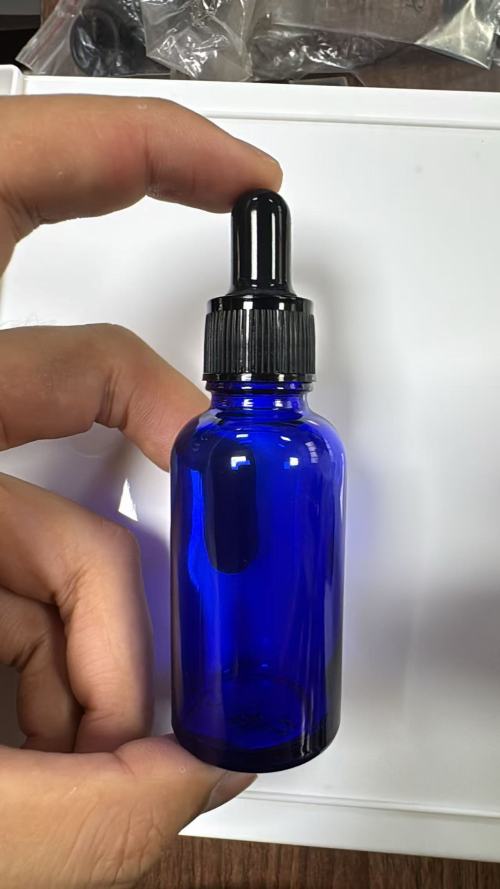 18牙30ml蓝色圆肩玻璃瓶套装