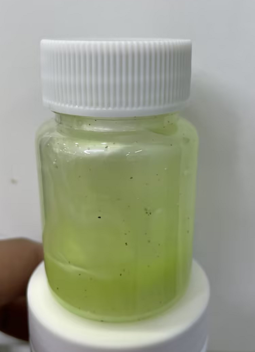 化妆品-绿色绿茶味洗面奶+核桃粒子（JSJW26063002A）