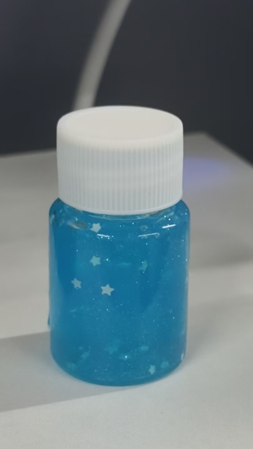 化妆品-蓝色薄荷味啫喱牙膏+白色可溶星星
