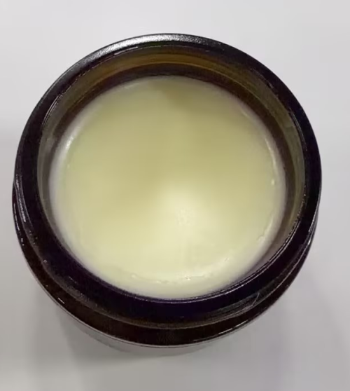 化妆品-淡橙黄色无味软蜡定制