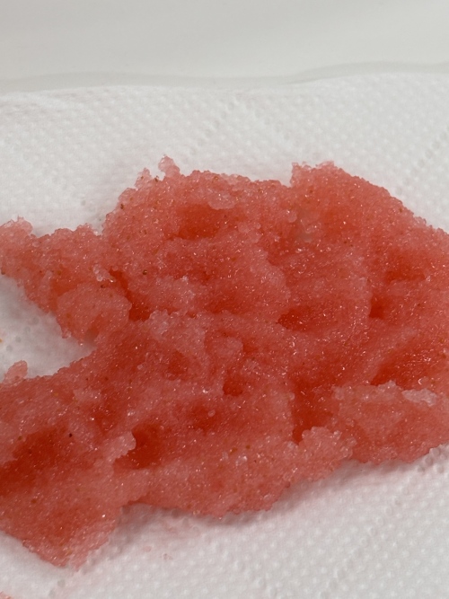 化妆品-红色草莓味唇部磨砂膏+核桃粒子（JSJX26071701A）