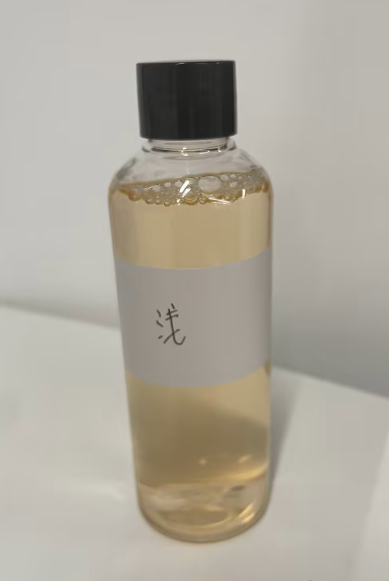 化妆品-浅橙色清香味身体精油