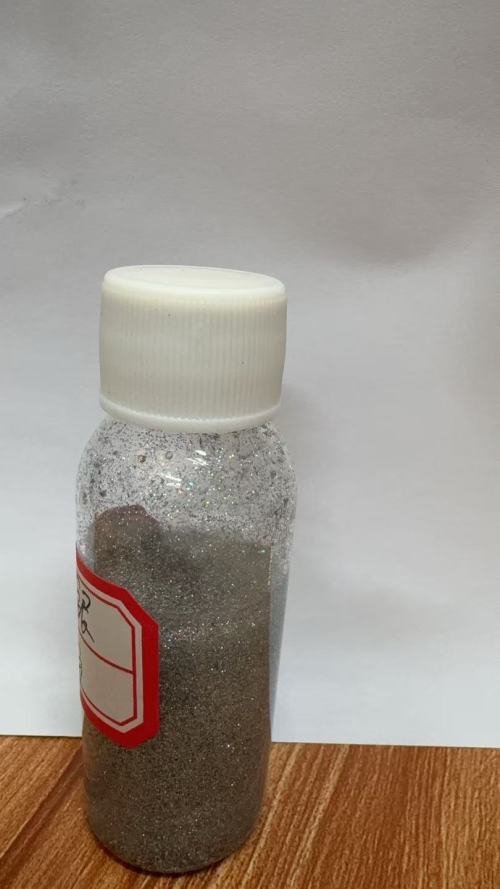 化妆品-棕色闪光碎钻睫毛膏