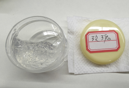 化妆品-透明玫瑰味唇部啫喱