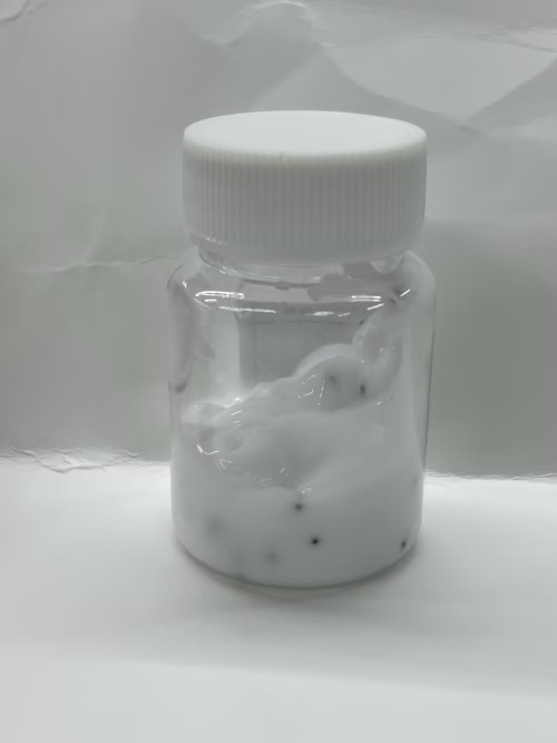化妆品-白色草莓味磨砂膏+黑色可溶粒子（JSJW26100502A）